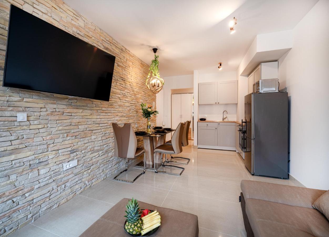 Luxury And Modern Apartment On The Main Beach Split Exteriér fotografie